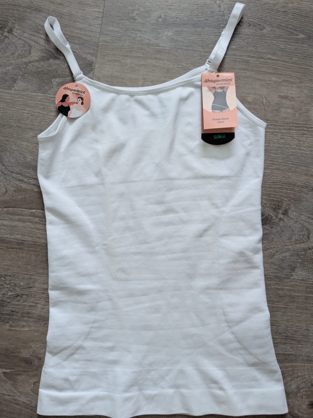 Shapermint White Seamless Scoop Neck Cami with Adjustable Straps